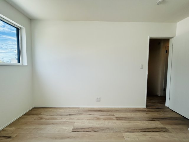 八重瀬町東風平Ⅲ　2号棟の洋室|※建築中の為、同社施工例となります。
※サンプル写真となります。