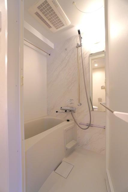 クラリティア文京湯島の浴室|※写真は同タイプ住戸です。