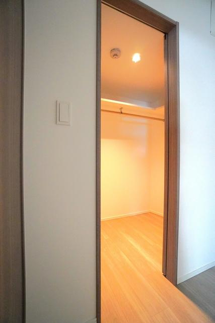 ＳＯＬＡＳＩＡｒｅｓｉｄｅｎｃｅ亀戸の収納|※写真は同タイプ住戸です。