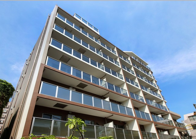 ラティエラ中野新井の外観