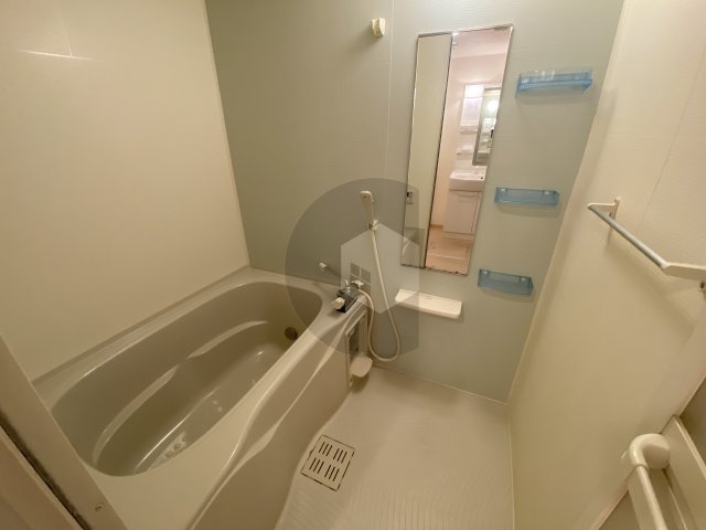 アルム久宝寺の浴室