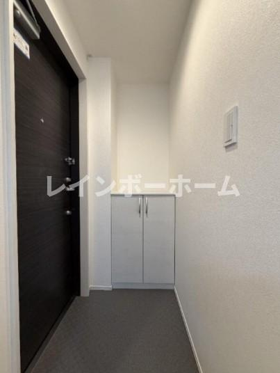 エステル堀切の玄関