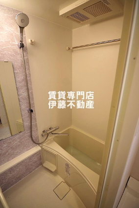 CREST TAPP黒川の浴室