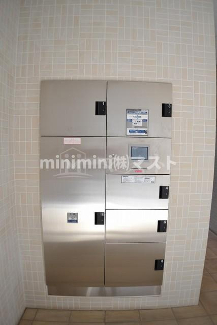 スプランディッド難波Ⅱのその他共用部分|宅配ＢＯＸ完備♪