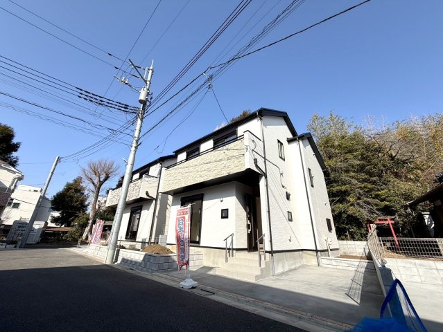 練馬区大泉町1丁目　土地30坪超　ZEH水準住宅　全2棟の前面道路含む現地写真