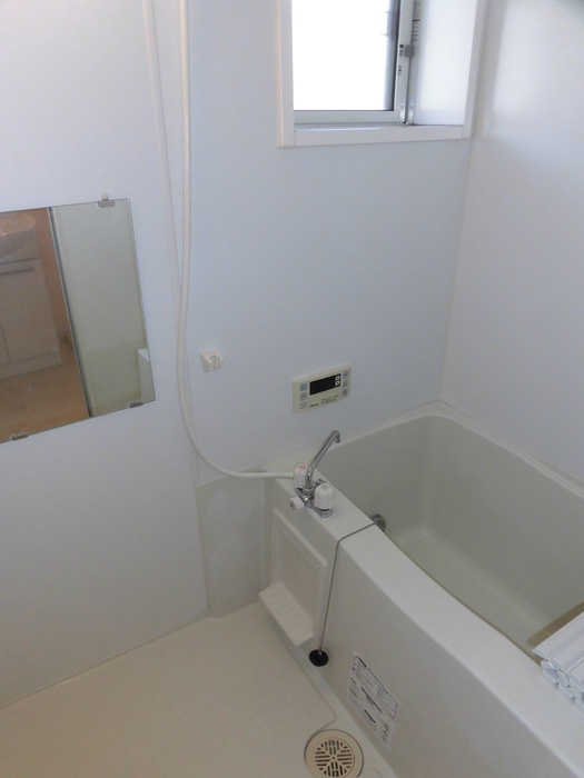 リバーセント　Ａ棟の浴室