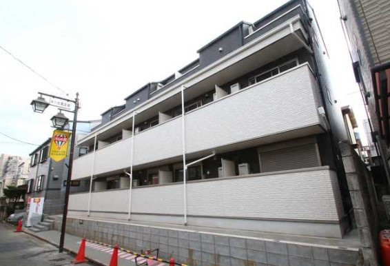 アクティ氷川台の外観