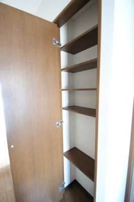 【収納】 | コンフォート・ヒル | ※同建物ほかのお部屋の写真です。