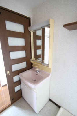 【独立洗面台】 | コンフォート・ヒル | ※同建物ほかのお部屋の写真です。