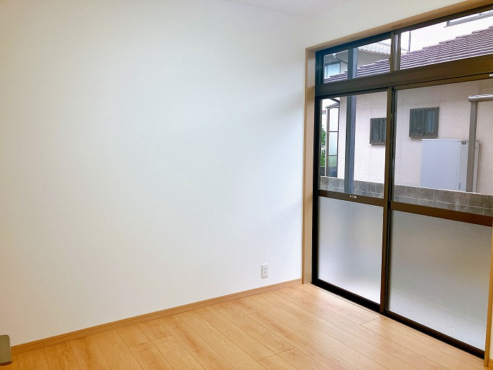 岡山市南区芳泉4丁目中古住宅の洋室|◆1階洋室4.5帖の様子です。