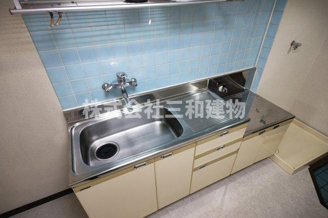 コーポ市川のキッチン|同間取り別室の参考写真です