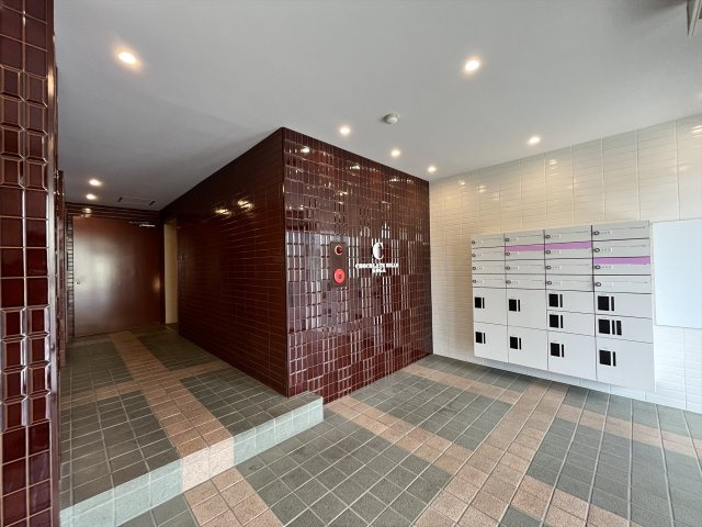 【ロビー】 | チョコレートヒルズ古河