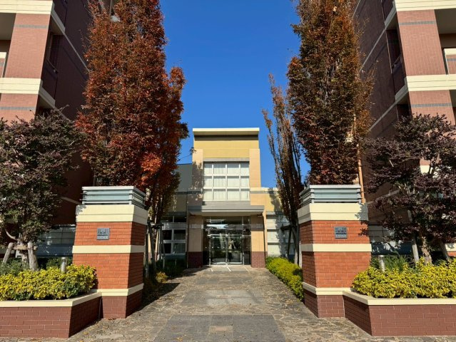 Tステージ日進米野木のエントランス