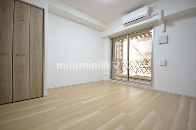 スプランディッド中之島WESTの居間・リビング