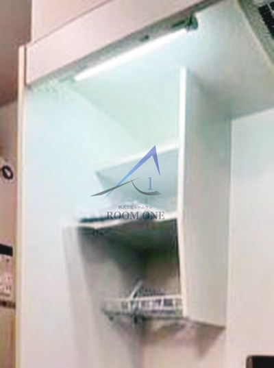 リード南大塚の収納|キッチン収納です。