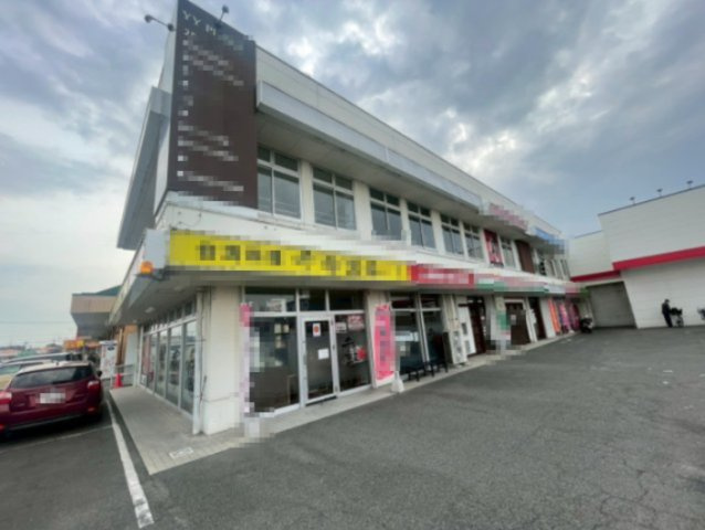 YYプラザの外観
