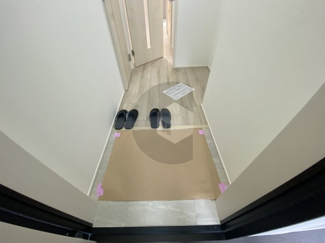 フジパレス瓜生堂5番館の玄関