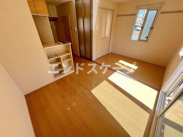 グローリア　Ｃの居間・リビング|高崎、前橋のお部屋探しはエンドスケープまで！お客様の理想お聞かせ下さい♪
内装の一部が画像と異なる場合がございます。