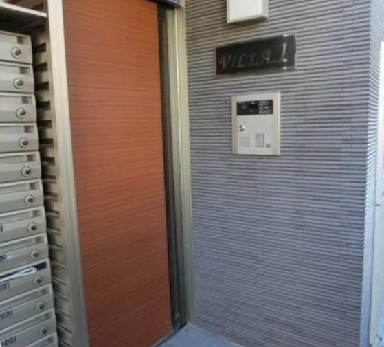 VILLA.1のエントランス