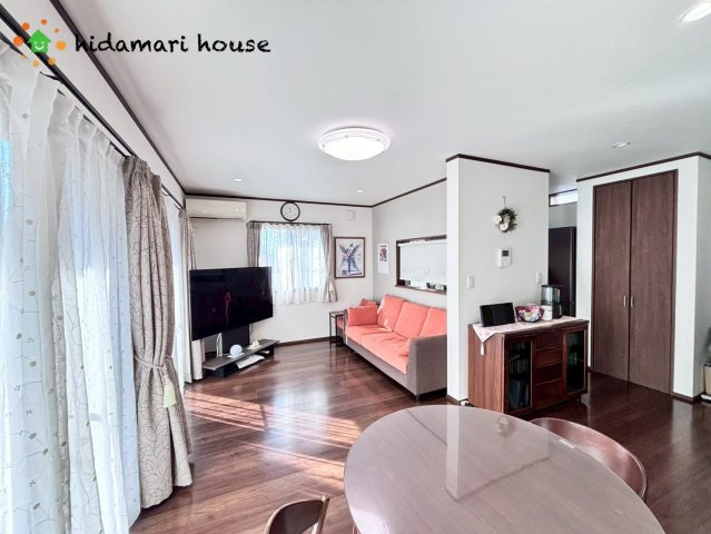 北本市東間5丁目　中古戸建の居間・リビング|LDK：17.4帖