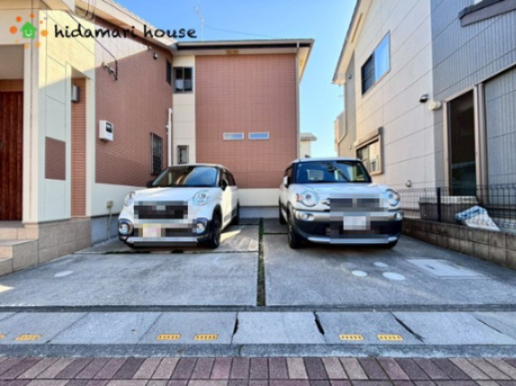 北本市東間5丁目　中古戸建の駐車場