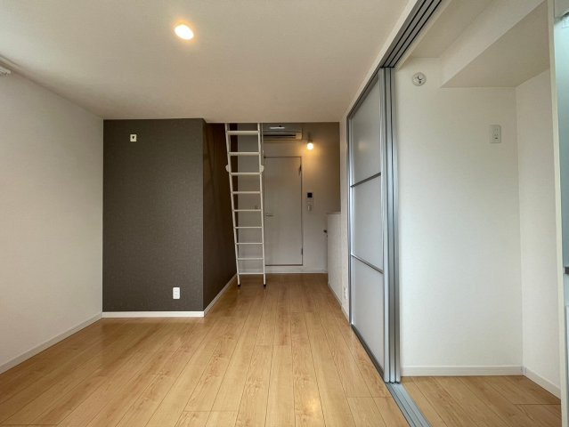 バーミープレイス青砥の居間・リビング|別号室イメージの為、現状を優先致します。