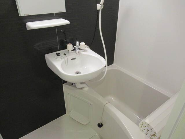 バーミープレイス青砥の浴室