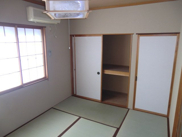 トーカイハイツの和室