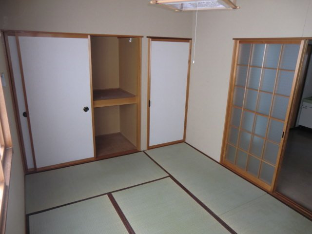 トーカイハイツの和室