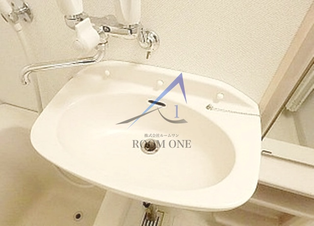 熊の前ビルの洗面所|洗面台です。