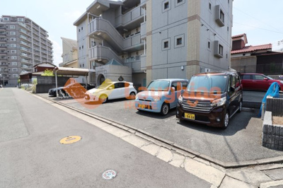 【駐車場】 | メゾン小林 | 駐車スペースもあります