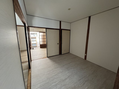 【洋室】 | 明美町平屋西棟南から2軒目 | 個人の部屋や寝室として使える洋室です