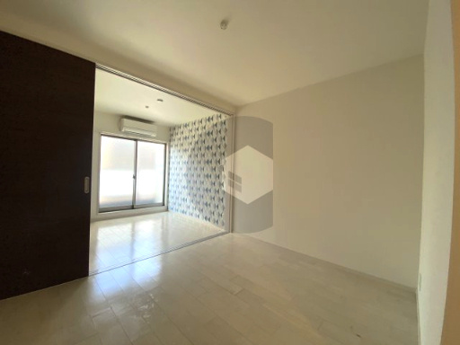 ルミエール長瀬2の居間・リビング