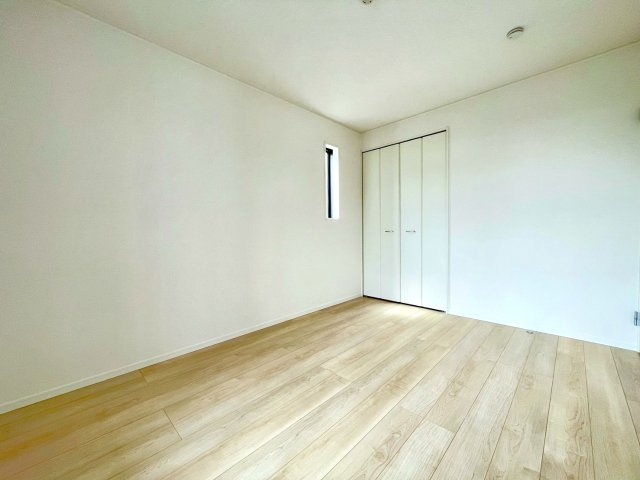 クレイドルガーデン高岡市中川園町　第１