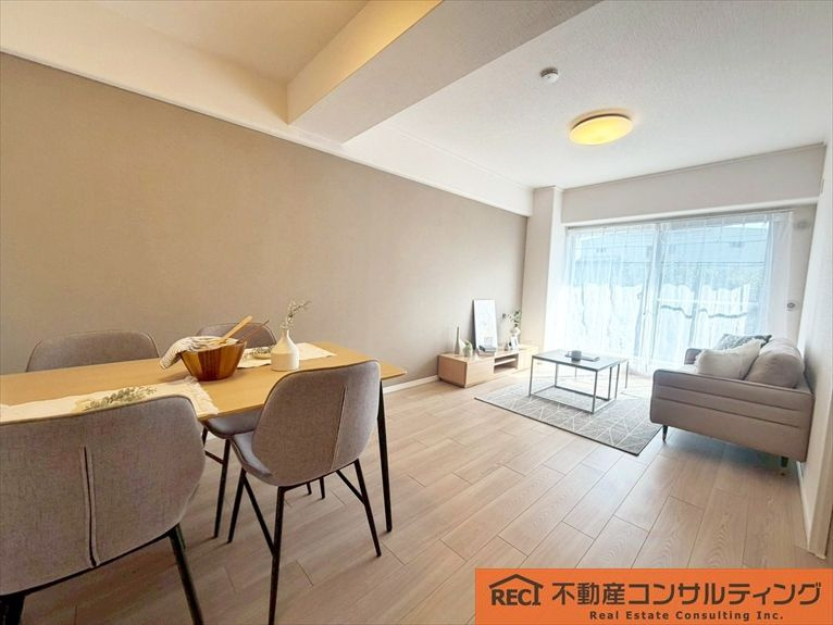 ネオコーポ魚崎の居間・リビング|おしゃれなリノベーション物件