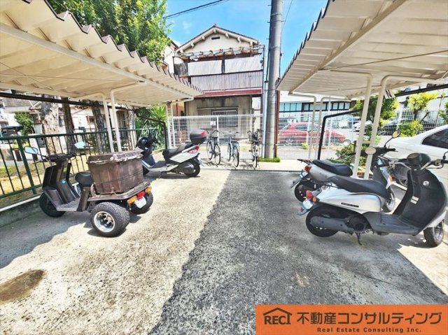 ネオコーポ魚崎の駐輪場