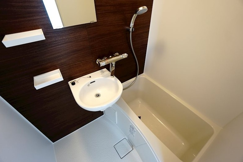 MINA NIJUKUの浴室