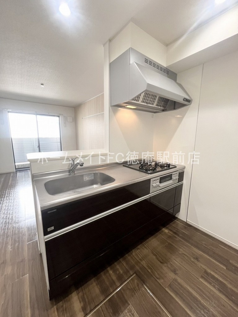 東大阪市中鴻池町２丁目のアパートのキッチン