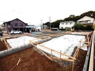 【前面道路含む現地写真】 | 国立市泉３丁目　２号棟　仲介手数料無料！