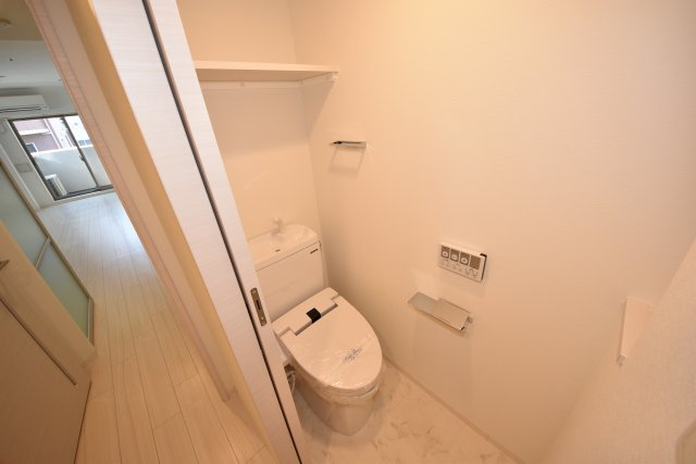 ラ・フォルム本町WESTのトイレ