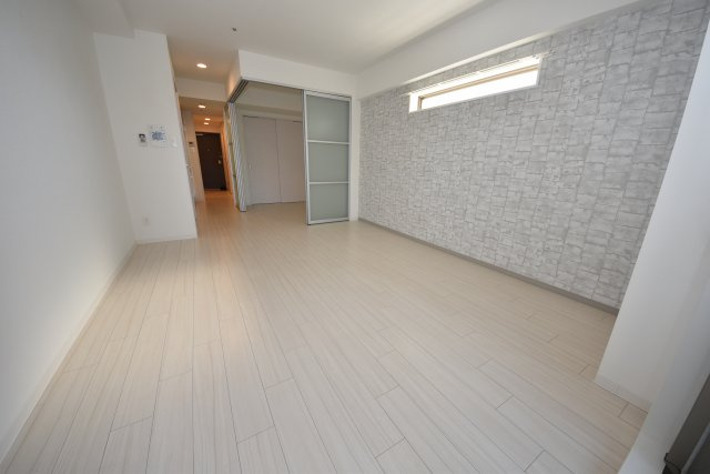 ラ・フォルム本町WEST