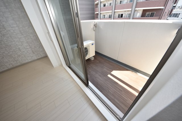 ラ・フォルム本町WESTのバルコニー