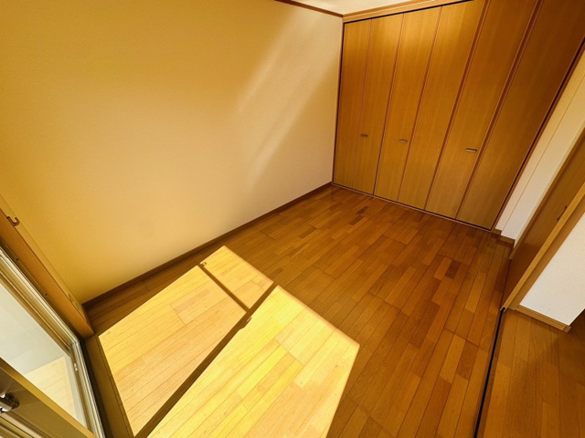 グレイシャスミユキの洋室