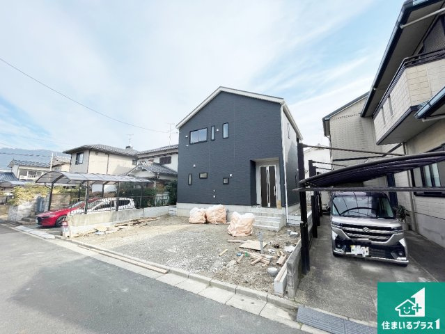 近江八幡市安土町下豊浦　第7期　新築一戸建ての外観|周辺は落ち着いた街並みの住宅地！子育てがしやすい住環境です！まだ未完成ですが、現地でしかわからない事もございます。是非一度ご覧ください。