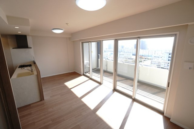 【居間・リビング】 | 【上質リノベ】BELISTA吉島 | 室内（2025年11月21日10：00頃）撮影