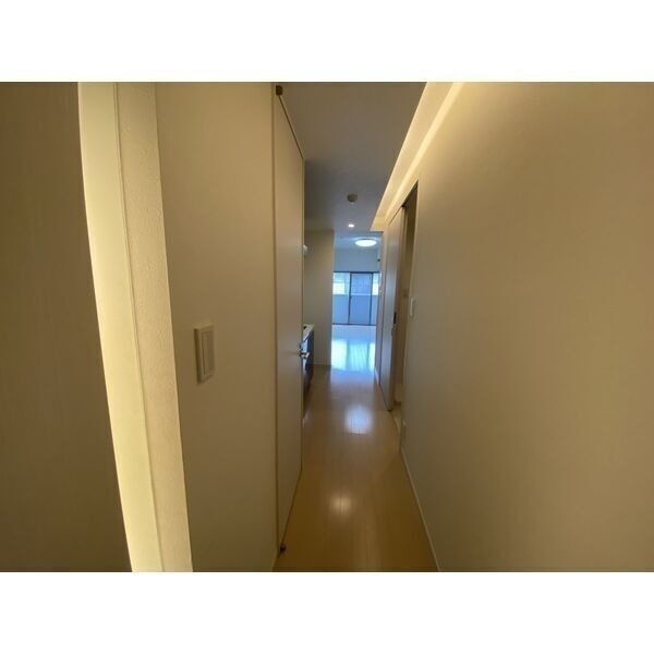 CASTELLO LUSSO　名古屋市賃貸　仲介手数料無料の玄関