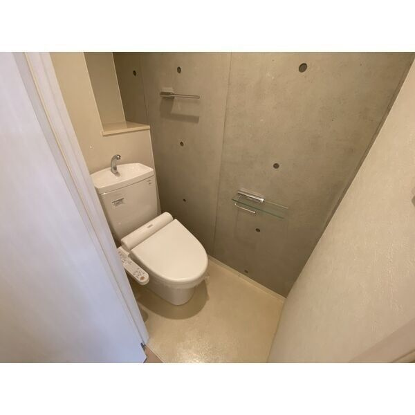 CASTELLO LUSSO　名古屋市賃貸　仲介手数料無料のトイレ