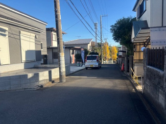 【前面道路含む現地写真】 | 横浜　泉区下和泉　全2棟/今回販売1棟（2号棟） | 前面道路