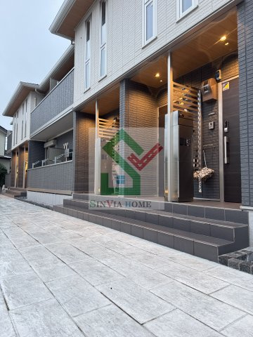 グランツ久米川のエントランス