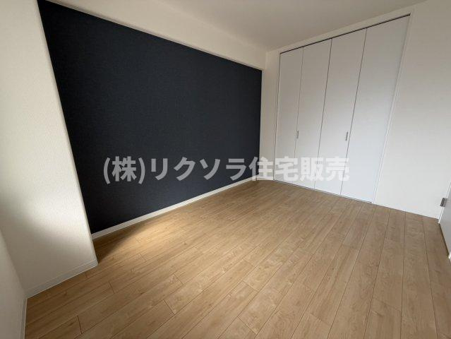 守口ハイライフA棟の洋室|洋室6.0帖
■物件内覧・資金計画相談・住宅ローン相談、リフォーム相談、お問合せ受付中■
※当日・翌日のご内覧、ご相談はお電話でのお問合せがスムーズです！